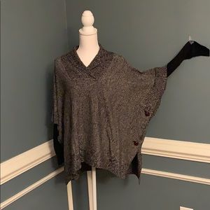 R Dakota Poncho Stlye Sweater